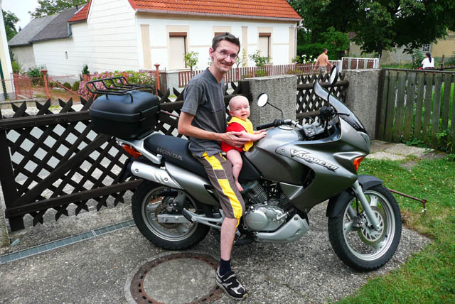 Florian am Motorrad